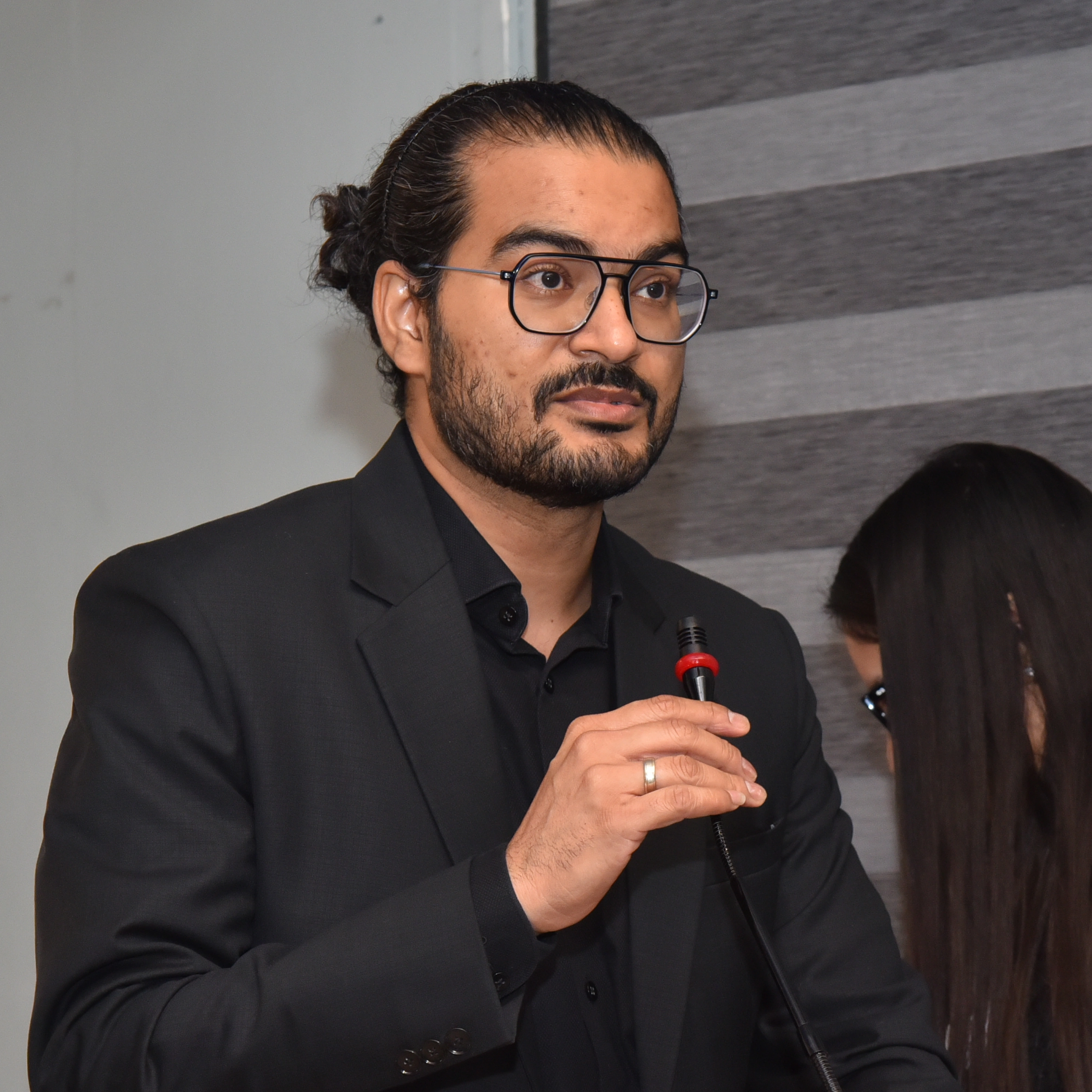 Dr. Ravi Soni